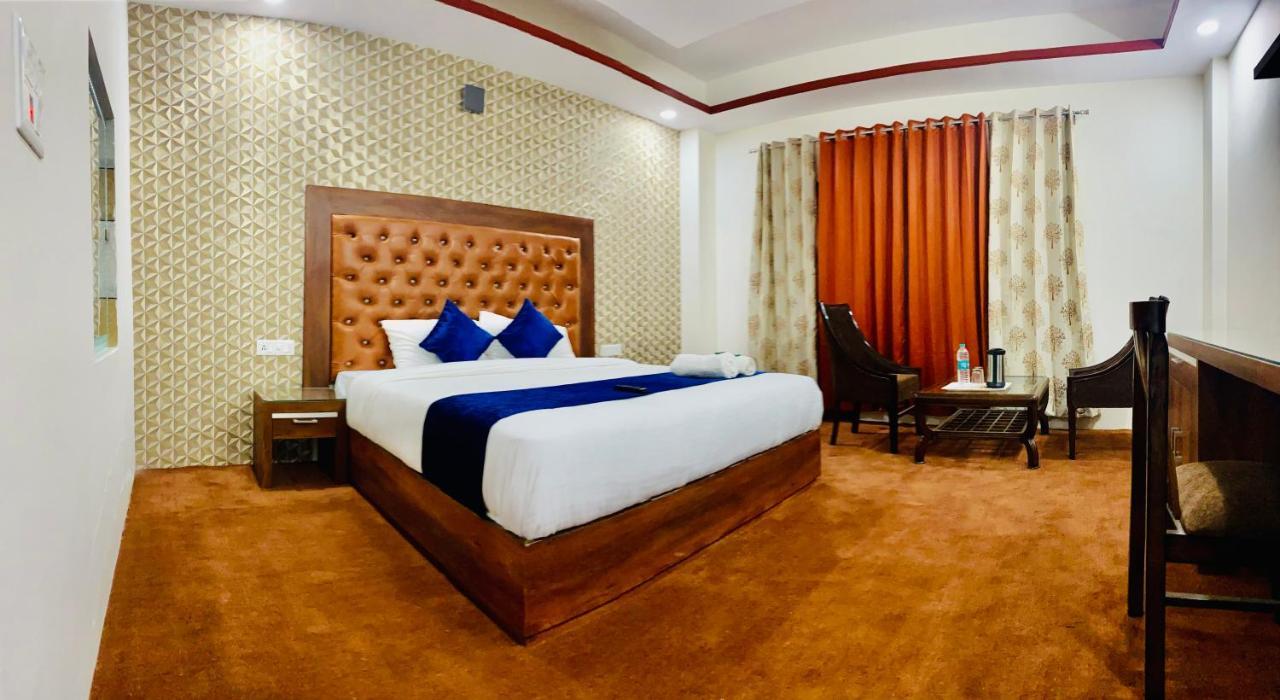 Royal Green Mashobra - Mountain And Valley View Rooms ชิมลา ภายนอก รูปภาพ