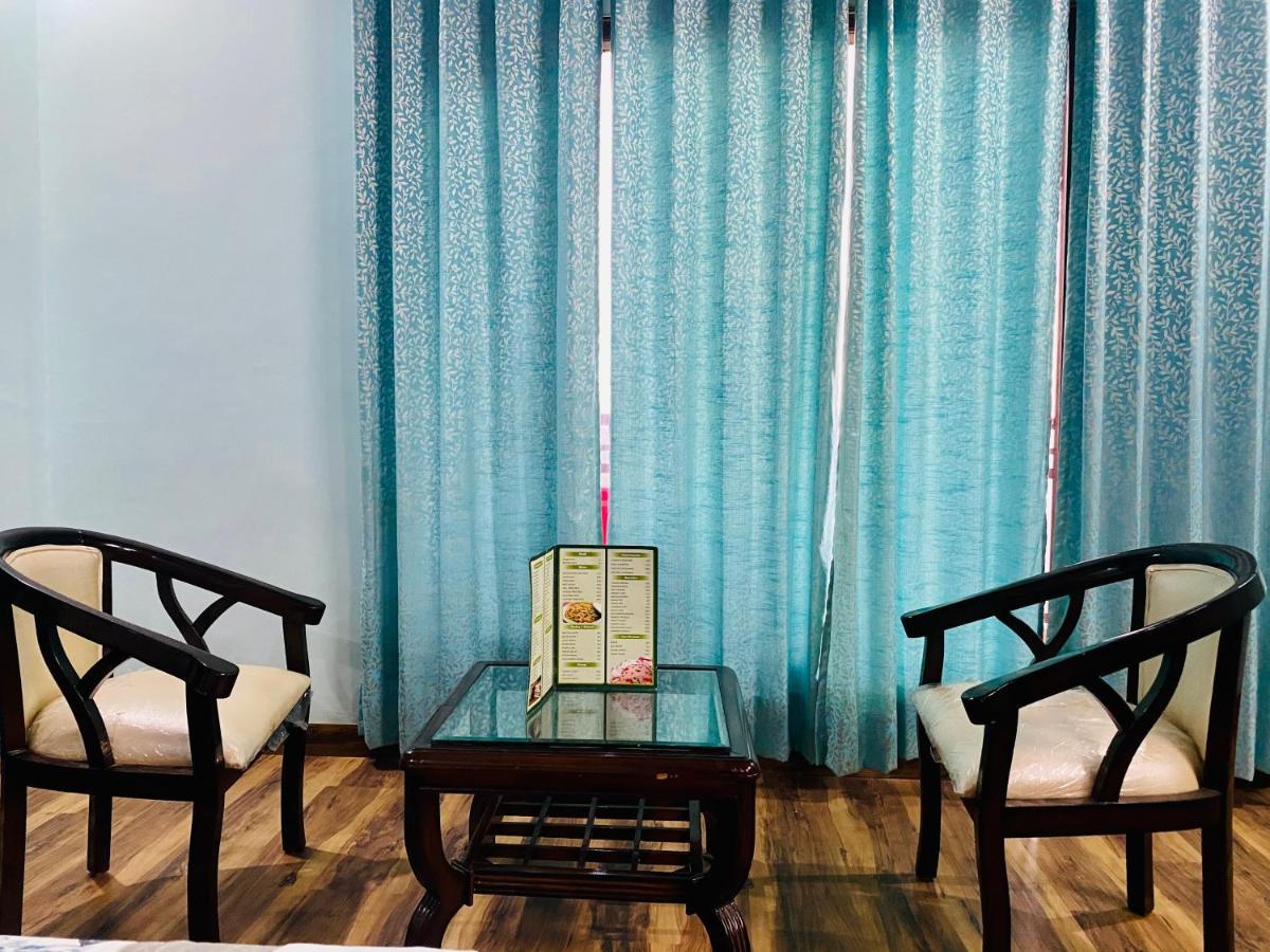 Royal Green Mashobra - Mountain And Valley View Rooms ชิมลา ภายนอก รูปภาพ