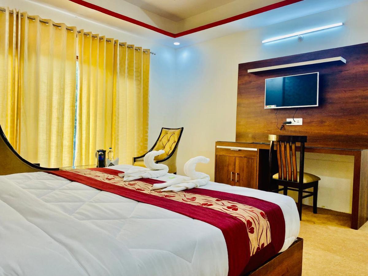 Royal Green Mashobra - Mountain And Valley View Rooms ชิมลา ภายนอก รูปภาพ
