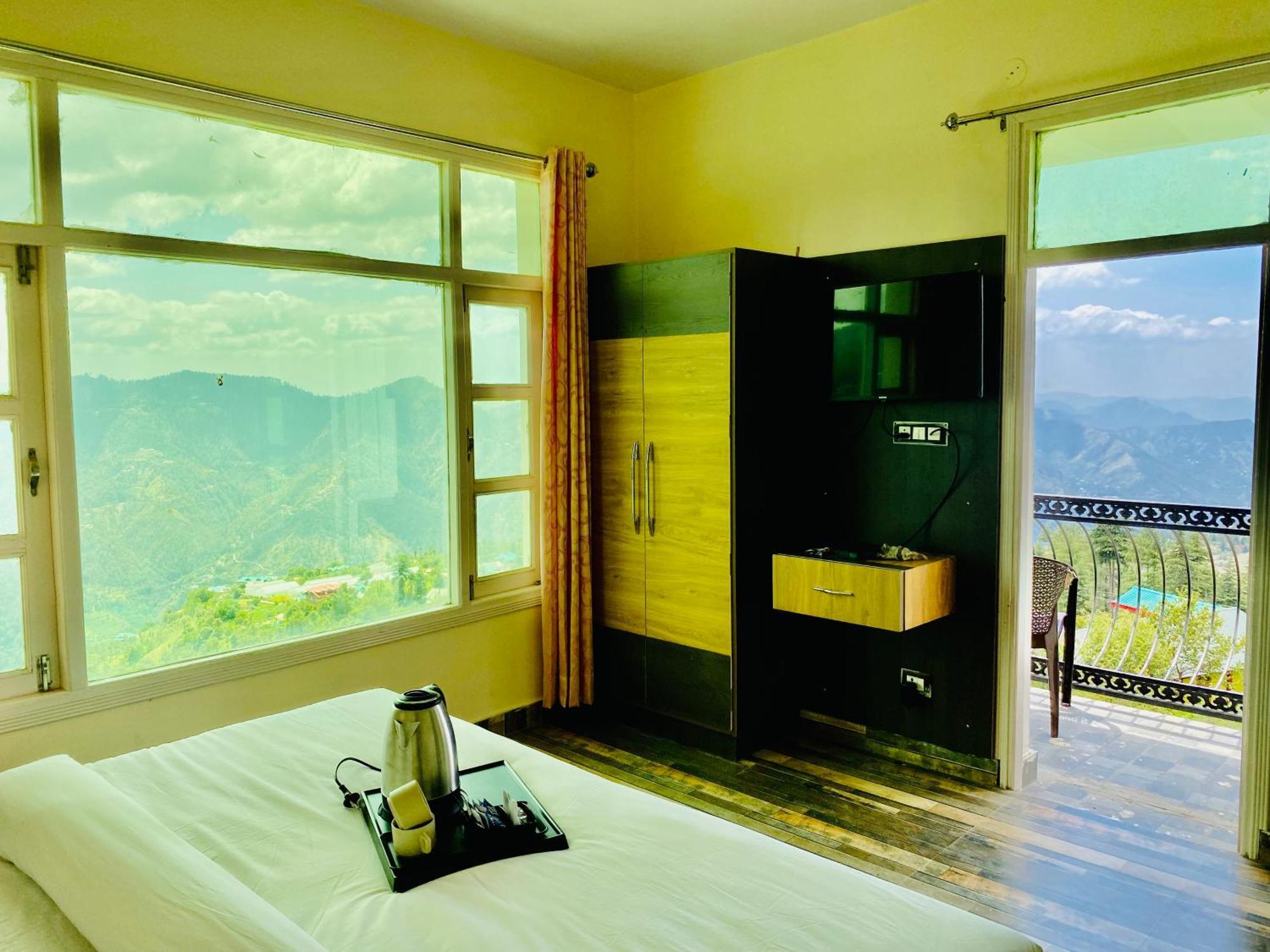 Royal Green Mashobra - Mountain And Valley View Rooms ชิมลา ภายนอก รูปภาพ
