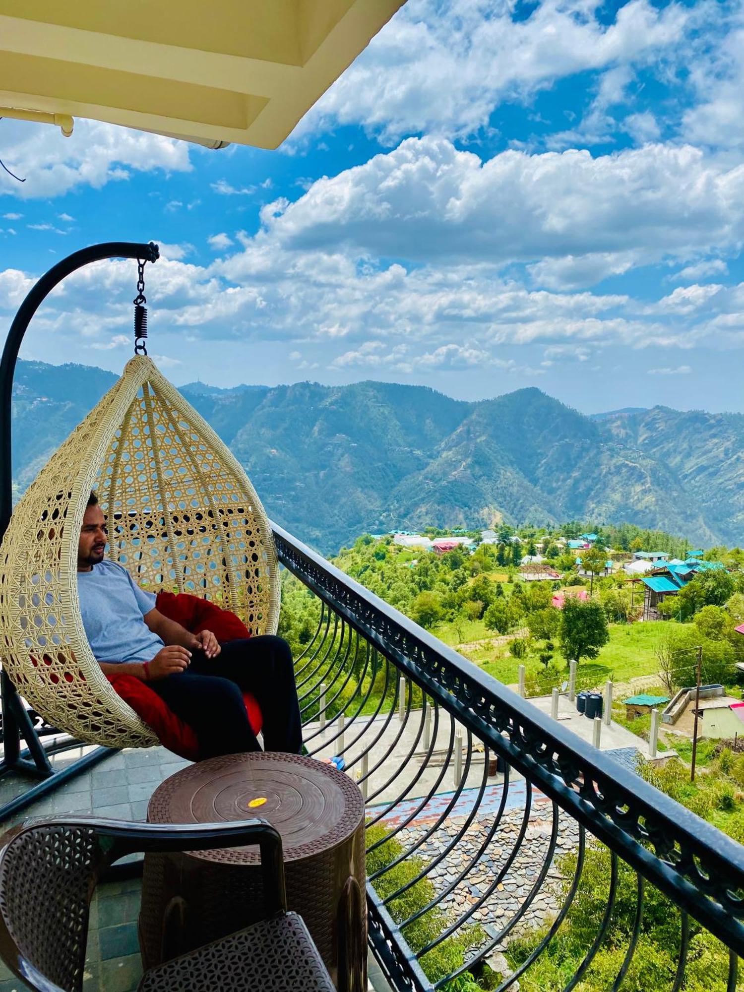 Royal Green Mashobra - Mountain And Valley View Rooms ชิมลา ภายนอก รูปภาพ