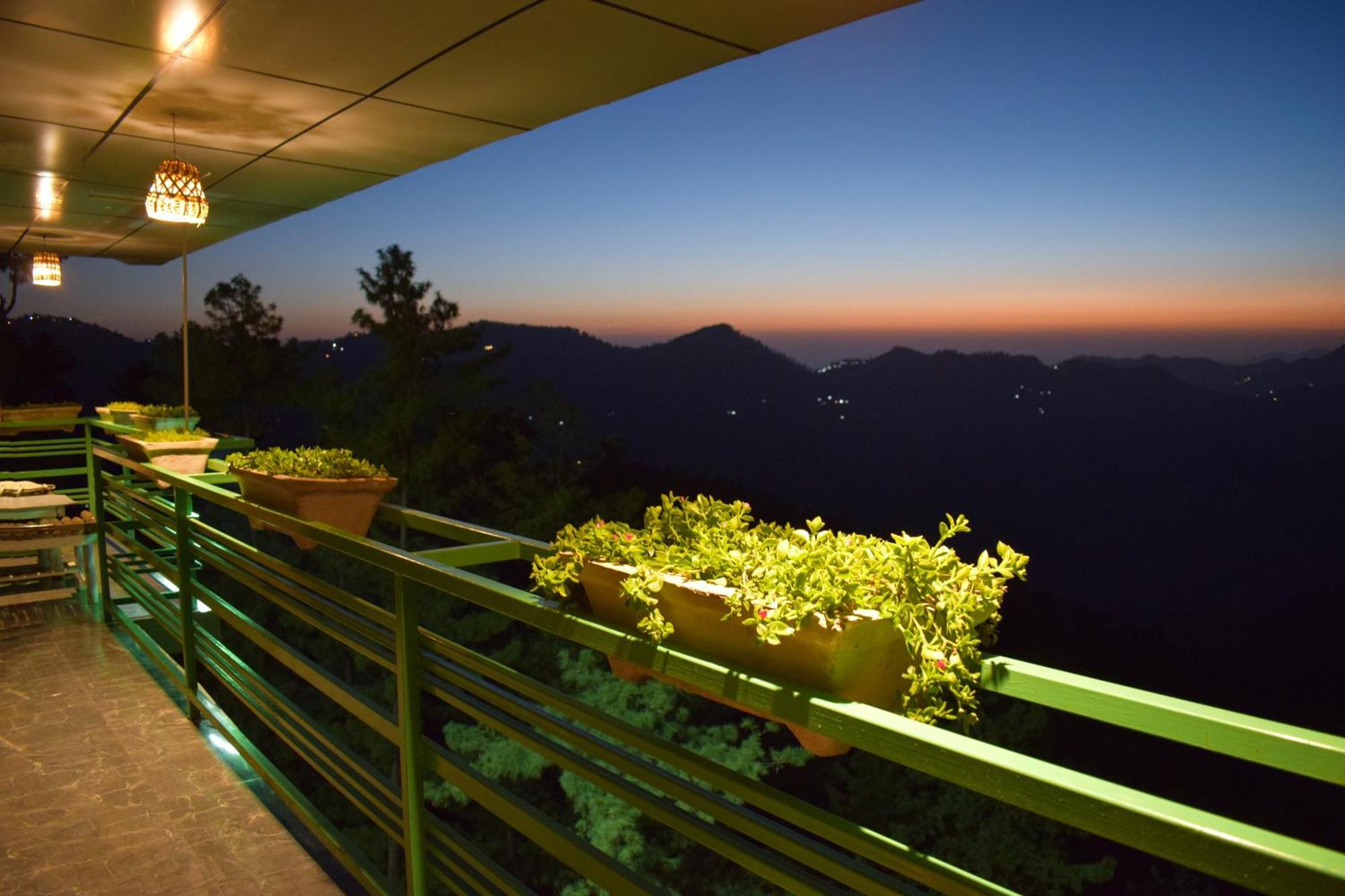 Royal Green Mashobra - Mountain And Valley View Rooms ชิมลา ภายนอก รูปภาพ