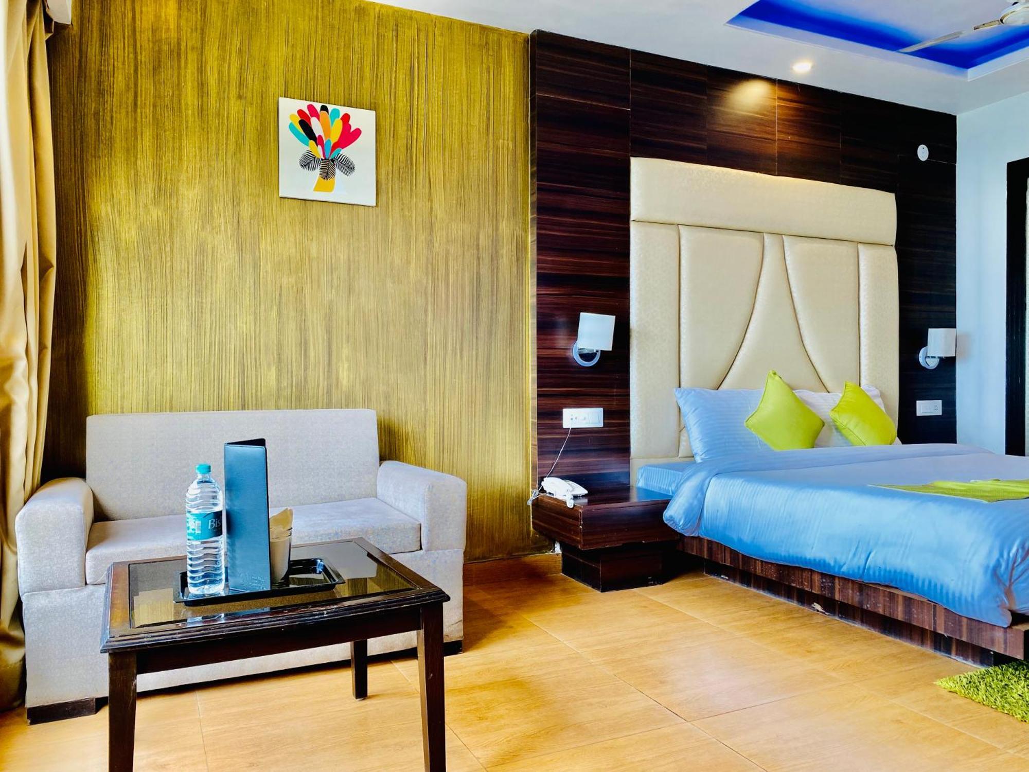 Royal Green Mashobra - Mountain And Valley View Rooms ชิมลา ภายนอก รูปภาพ