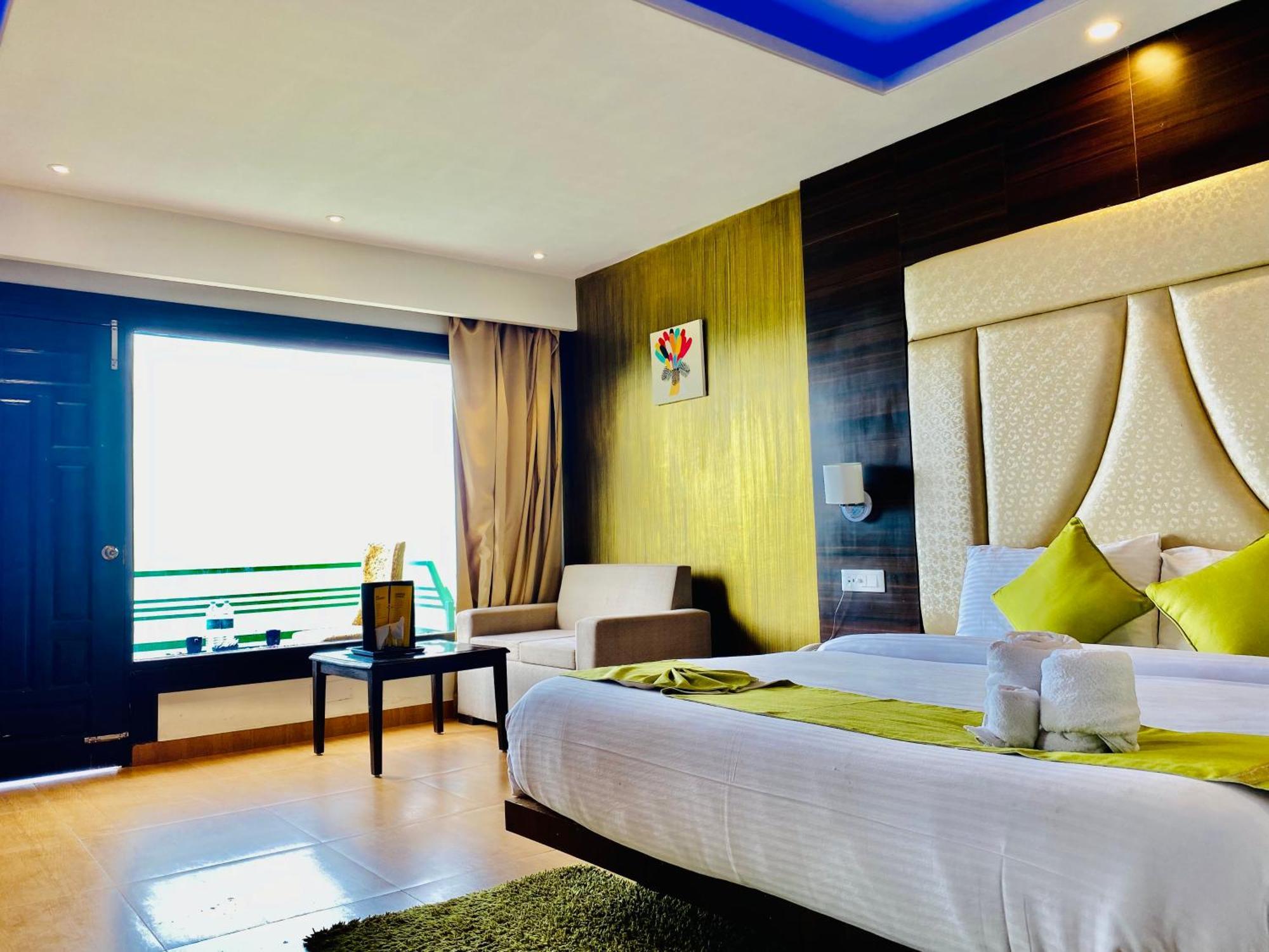Royal Green Mashobra - Mountain And Valley View Rooms ชิมลา ภายนอก รูปภาพ
